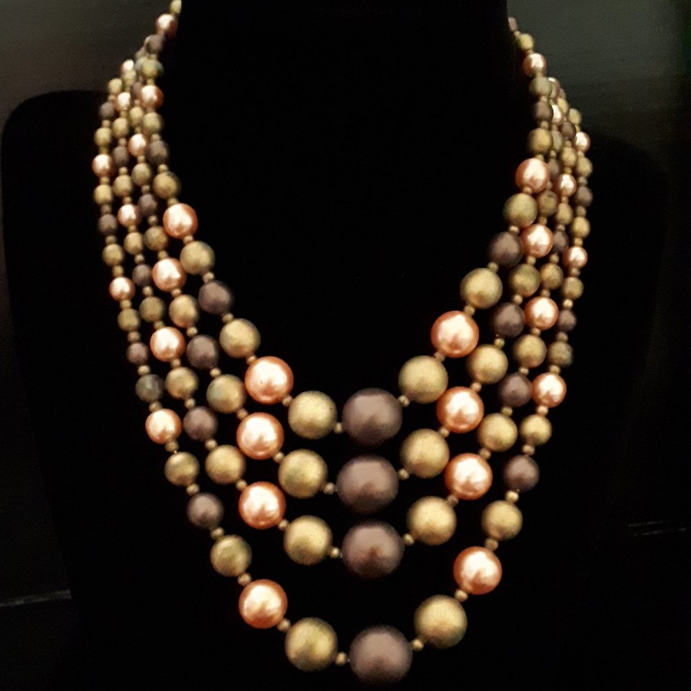 Vintage 4 Strand Peach and Olive Necklace